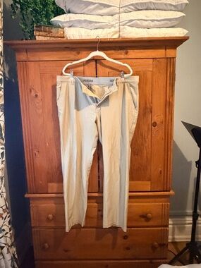 adidas Men’s Light Beige Golf Pants - Slim Casual